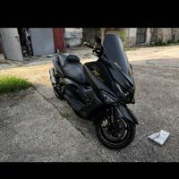 Yamaha T-Max BlackMax 500cc