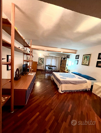 Studenti - trasfertisti - coppia