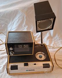 Radio sveglia vintage Ross modello 5500 con lampad