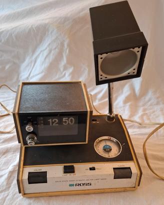 Radio sveglia vintage Ross modello 5500 con lampad