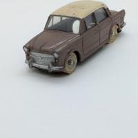 Fiat 1200 Grande Vue 531 Dinky Toys 1/43 marrone