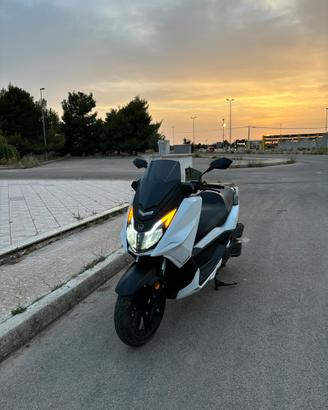 SCOOTER 125