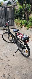Bicicletta elettrica  con pedalata assistita