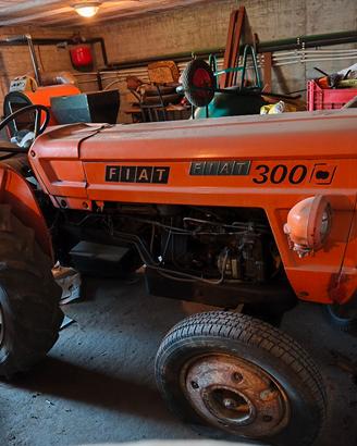 trattore fiat 300 