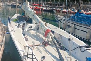 Barca vela Keeler 28