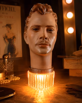 Testa Manichino Lampada anni 50 resina brevetto