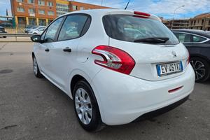 Peugeot 208 1.0 VTi 68 CV 60.000 kM