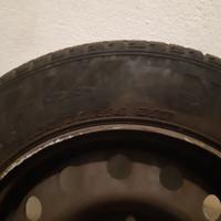 4 Gomme invernali Nexen 165/70 R14 81T + cerchioni