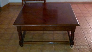 TAVOLO BASSO DA SALOTTO IN LEGNO MASSICCIO