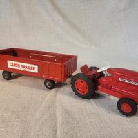 trattore agricolo in latta a frizione anni '50 