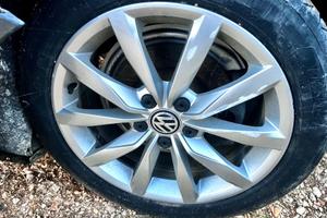 CERCHI E GOMME VOLKSWAGEN PASSAT GOLF R 17 - CAY
