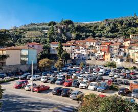 Ampio bilocale centrale Taggia