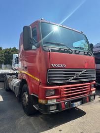 Volvo trattore stradale FH 12