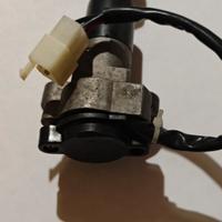 blocchetto d'accensione e sella swm SM 125 2021/22