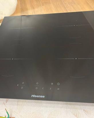 Piano cottura a induzione Hisense