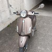 vespa 125 abs