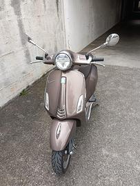 vespa 125 abs