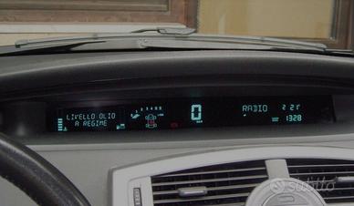 Quadro strumenti contachilometri P8200107954A Rena