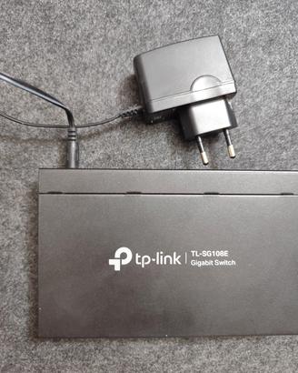 switch gigabit 8 porte  gestibile 