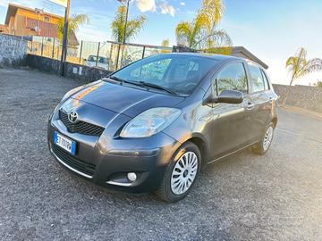 Toyota Yaris 1.4 D-4D DPF 5 porte Sol