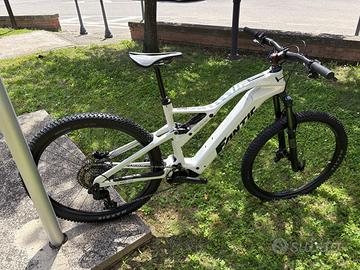 821. 🚵♂️ FANTIC SIERRA TRAIL FULL CARBON