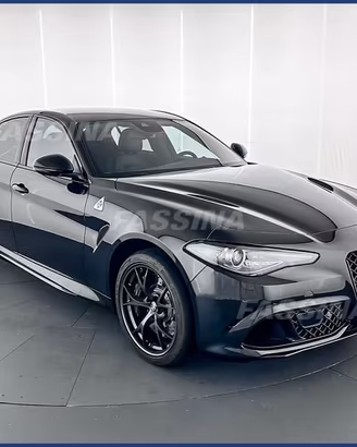 Alfa Romeo Giulia 2.9 V6 Bi-Turbo AT8 Quadrif...