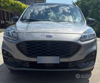 Ford kuga ST line 2.0 Diesel- 120 cv
