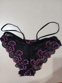 Brasiliana di pizzo nuovo.