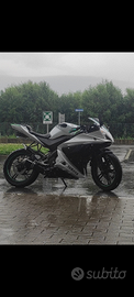 Yamaha yzf r125