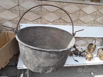 oggetti antichi in rame e ottone 