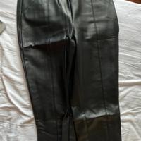 Pantaloni in pelle Zara