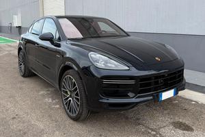 Porsche Cayenne Coupé 4.0 V8 Turbo S E-Hybrid 680 