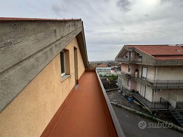 Rif.LA80| mansarda aci sant'antonio