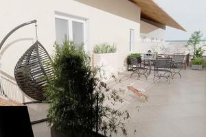 3 LOCALI A CASTELLABATE