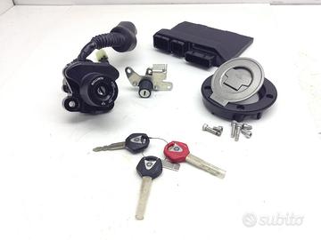 BLOCCHETTO ACCENSIONE CENTRALINA E CHIAVI YAMAHA T