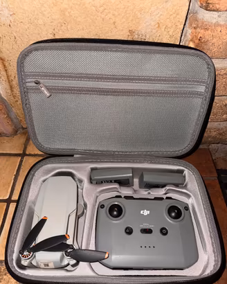 Drone dji mini 4k + accessori