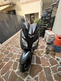 X-Max 250 sport edition