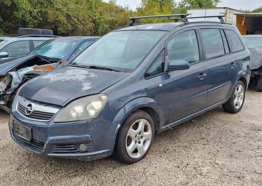 Ricambi Opel Zafira B 2008