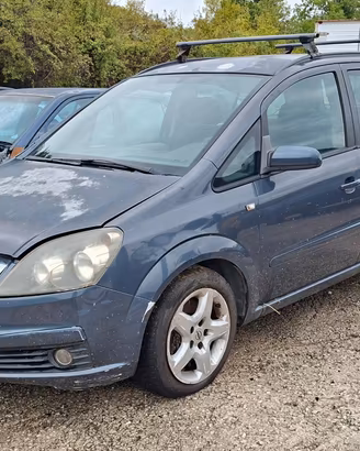 Ricambi Opel Zafira B 2008