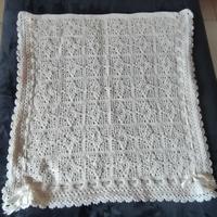 Copertina neonata/bambina ricamata a mano