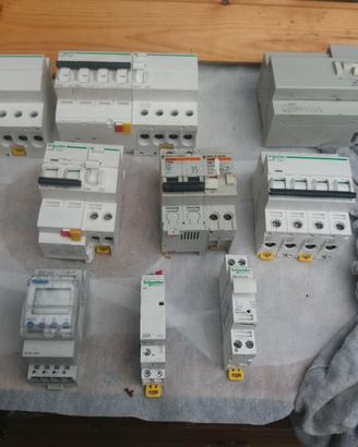 materiale elettrico