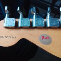 chitarra  fender stratocaster 50° anniversario 