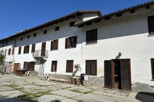 Immobile in asta di 529 m² con 4 locali a Tigliole