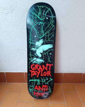Tavola skate 9" Anti hero