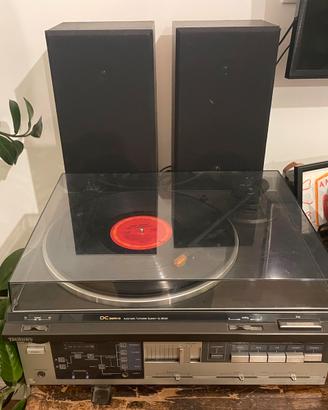 Giradischi + amplificatore