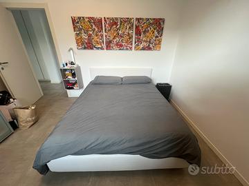 Letto marimoniale contenitore con materasso