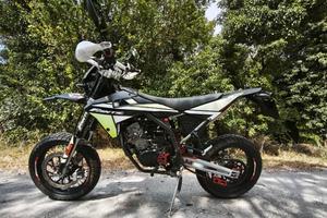 Fantic XMF 125 Performance