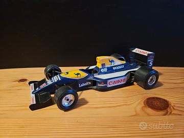 Modellino 1/24 Burago Williams FW 14