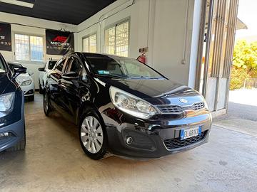 Kia Rio 1.4 CRDi WGT 5p. EX PLUS