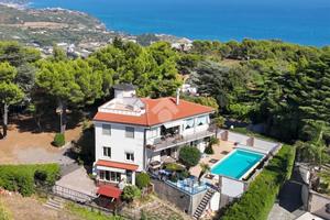 VILLA SINGOLA A CIPRESSA